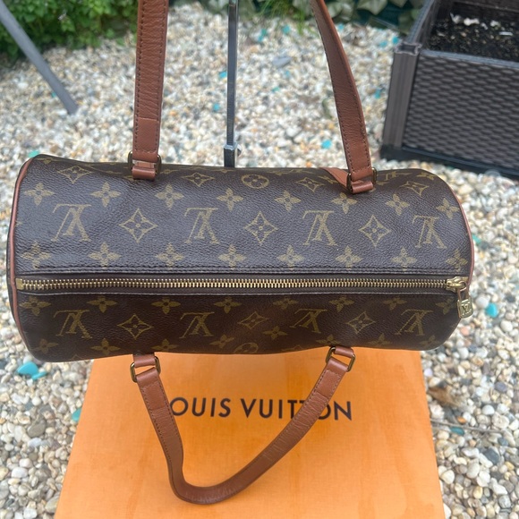 LV 💯 authentic Papillon Big ONLY - Picture 3 of 6